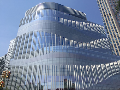 8F1E0688-439C-44E4-AB37-78299CBEE9E5