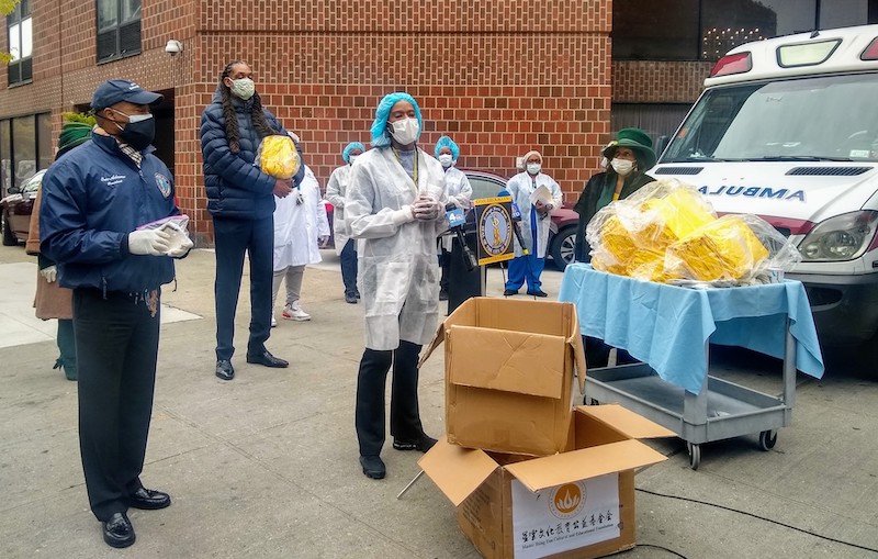 IMG_BPAdamsCornegyTitusandBakerTwinsinbackground