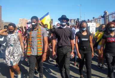 IMG_Farright_JumaaneWilliamsandwifeCenter_LouisStrakerJroftheGodSquad