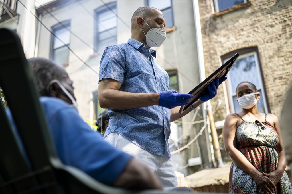 Assemblywoman Tremaine Wright (right) and Congressman Hakeem Jeffries (center), who presented Congressional Proclamation to Mr. Been. (Photo by Tsubasa Berg)