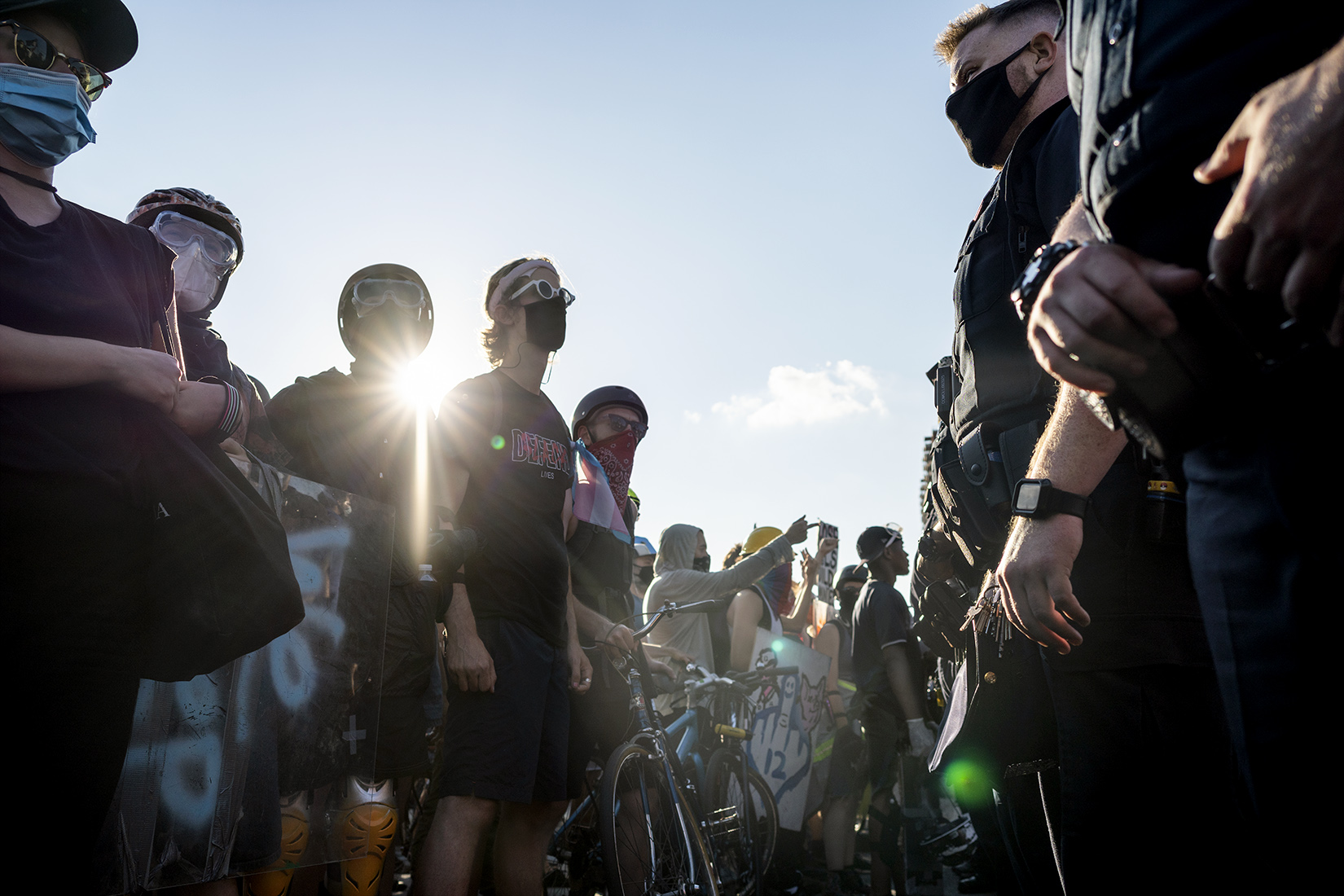 A couple hundreds of BLM protesters arrived at the 68 Precinct in Bay Ridge, where the evening of confrontation with NYPD and pro-NYPD supporters took place on Sunday. (Photo by Tsubasa Berg)