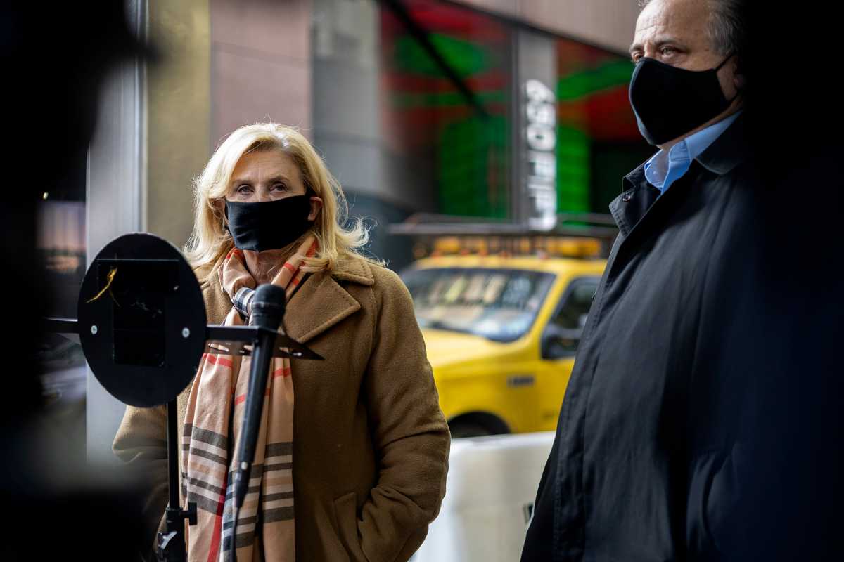 U.S. Rep Maloney and George Venizelos, Retired Assistant Director of the NY Division of the FBI in front of 650 Fifth Ave building (Photo by Tsubasa Berg)