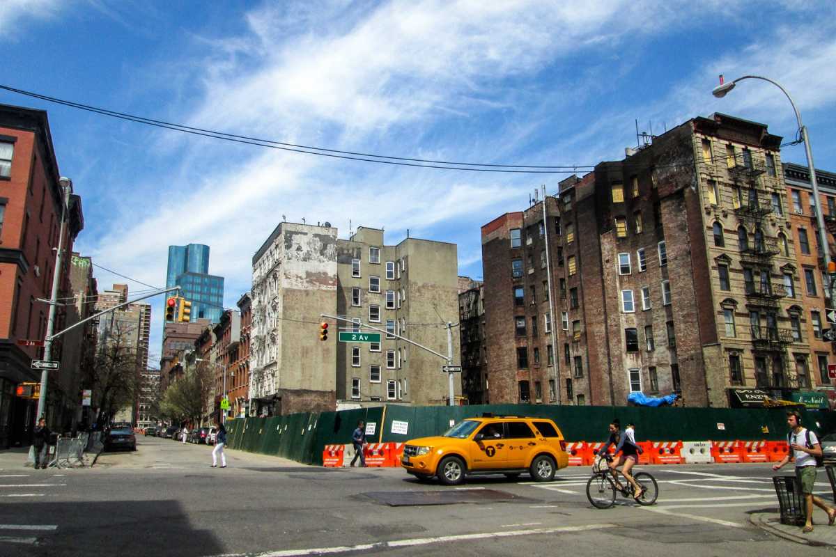 Corner of 2 Ave and 7th street in East Village, where the gas explosion occured in 2015.
