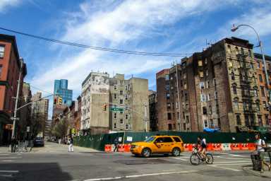 Corner of 2 Ave and 7th street in East Village, where the gas explosion occured in 2015.