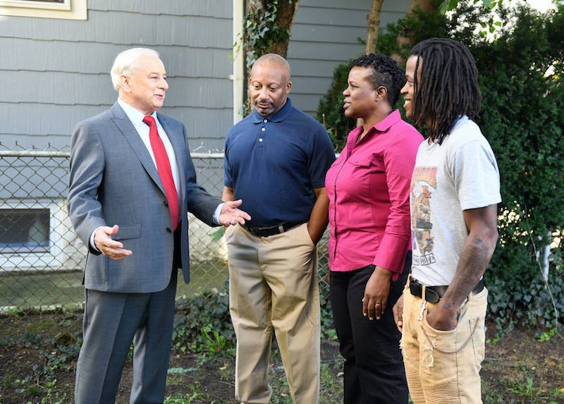 42933416_1627615240676199_8494187886797651968_o