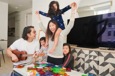 Assembly Candidate Grace Lee with her family [Contributed photo to NYCP]