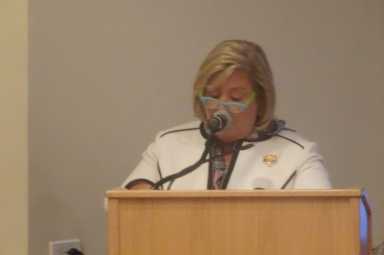 Assembly Member Rebecca Seawright solemnly discusses the surge in anti-Semitism across the country (photo by William Engel)