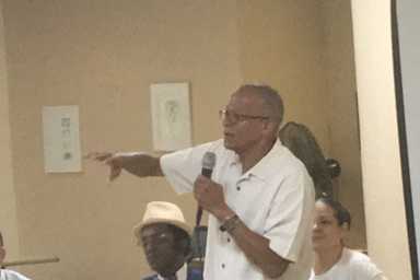 An impassioned Robert Jackson addresses the crowd. (Photo by William Engel)