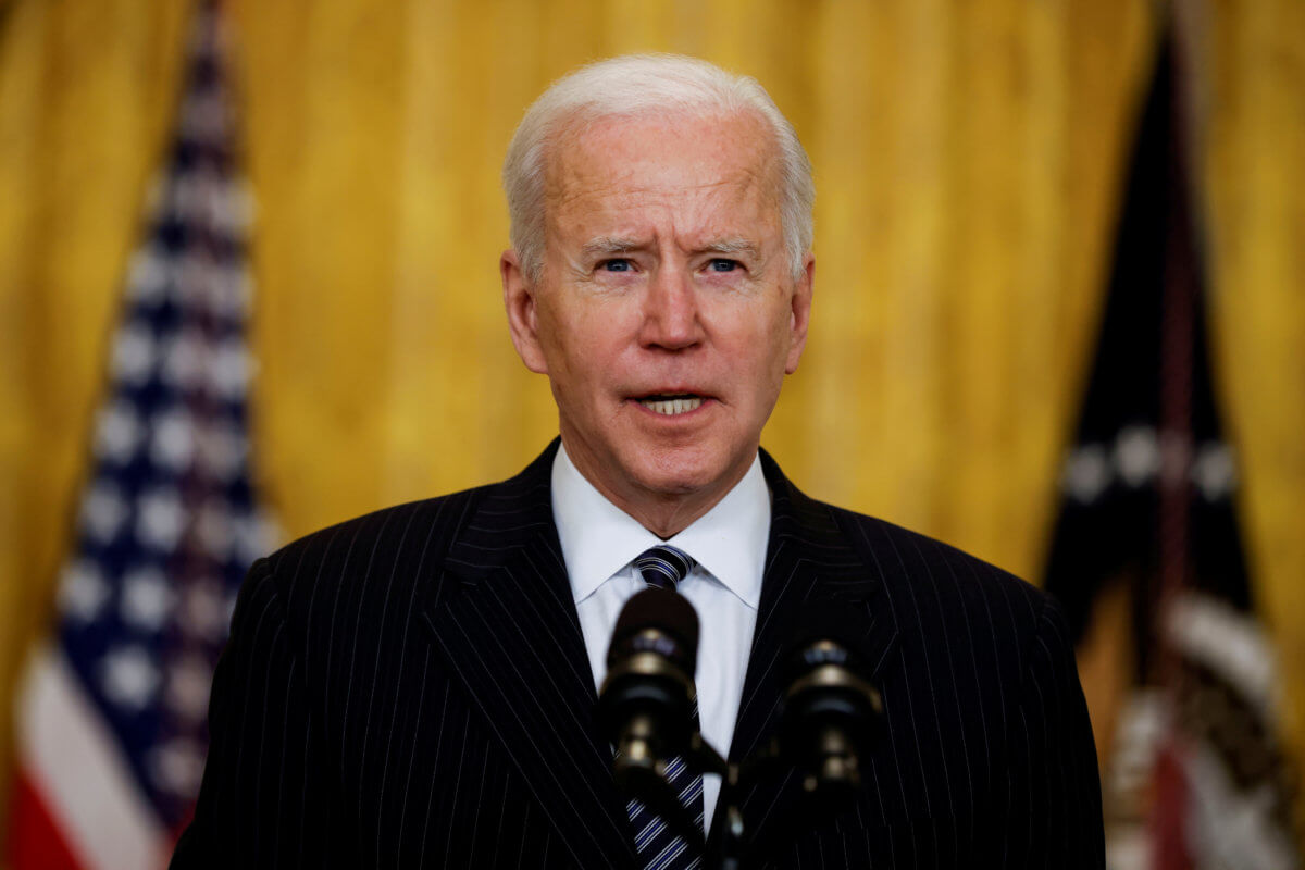 2021-04-27T101308Z_1_LYNXMPEH3Q0GM_RTROPTP_4_USA-BIDEN-POLL-1200×800-1