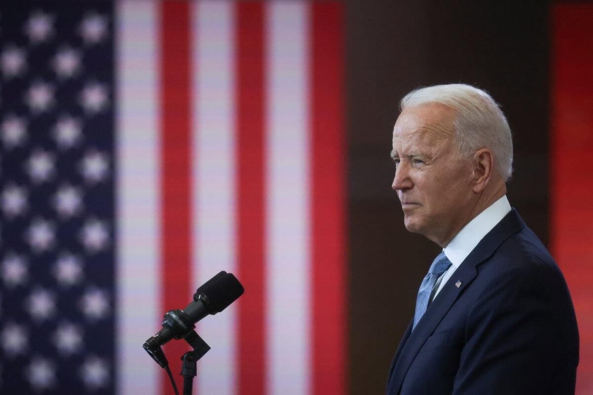 2021-07-13T191859Z_1_LYNXMPEH6C163_RTROPTP_4_USA-BIDEN-1200×800-1