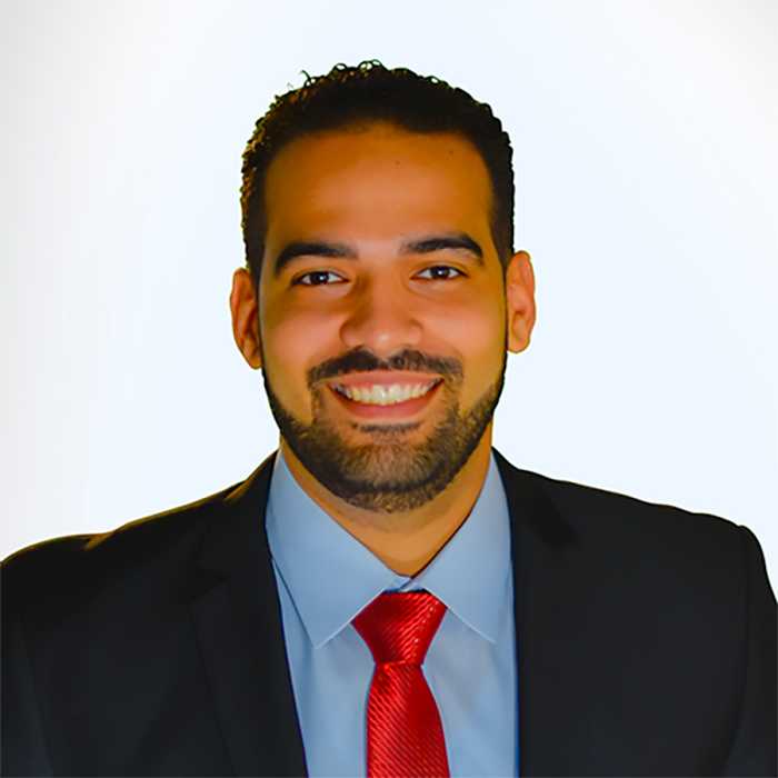 Alexandro Damiron – Somos Community Care