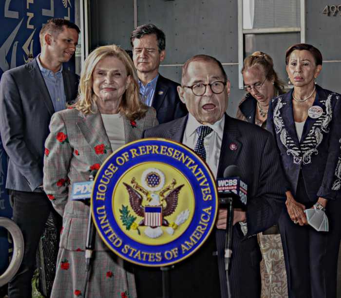 Congressmember Jerrold Nadler and Carolyn Maloney