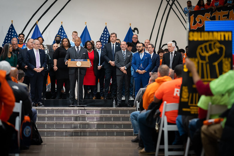 52504974745_a4b33d5806_c