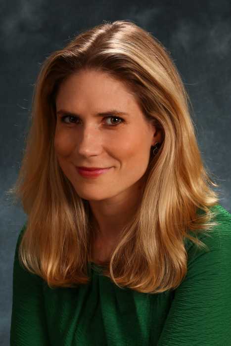 Taryn Sacramone – Queens Theatre